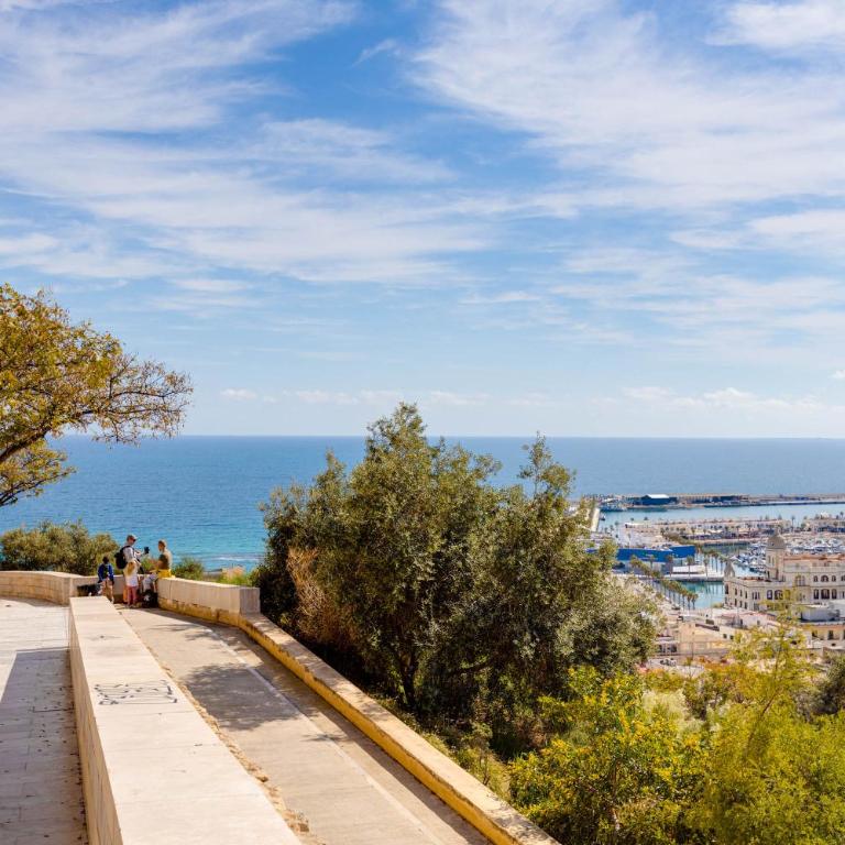 HB Apartments - Mercado Central - Rambla Alicante - La Suite de la Playa - Two-Bedroom Apartment - 40