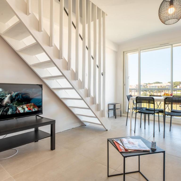 Giens - Vue mer / marais - Appartement refait à neuf - Apartment - 2