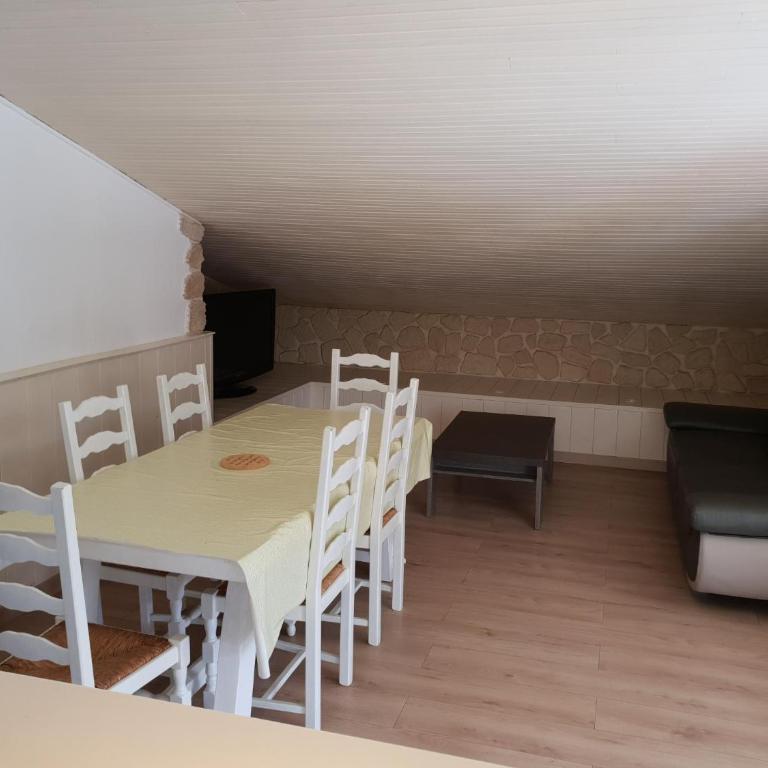 CAMPING RÊVE DES ILES - Appartement avec Terrasse - 3