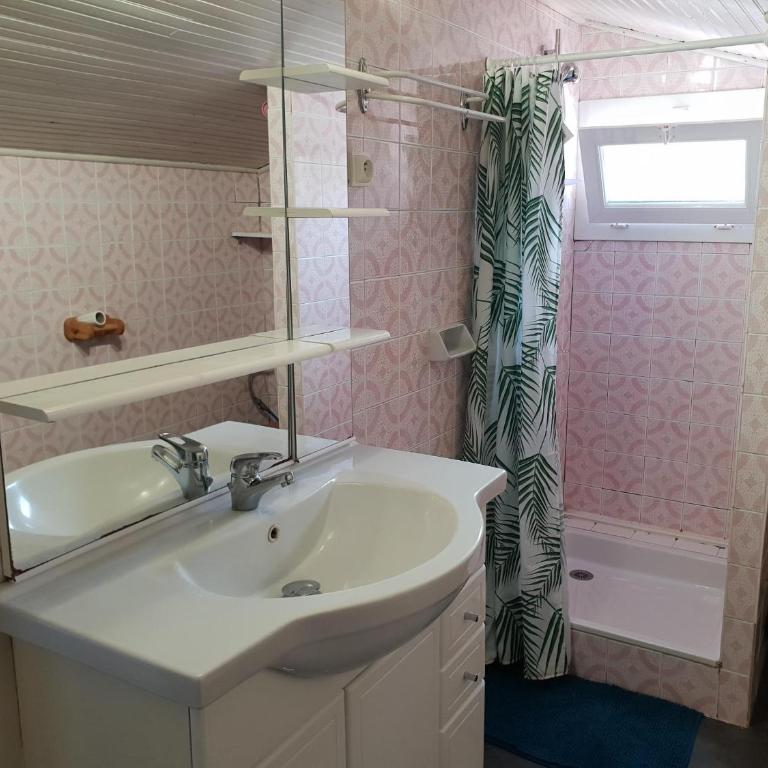 CAMPING RÊVE DES ILES - Appartement avec Terrasse - 6