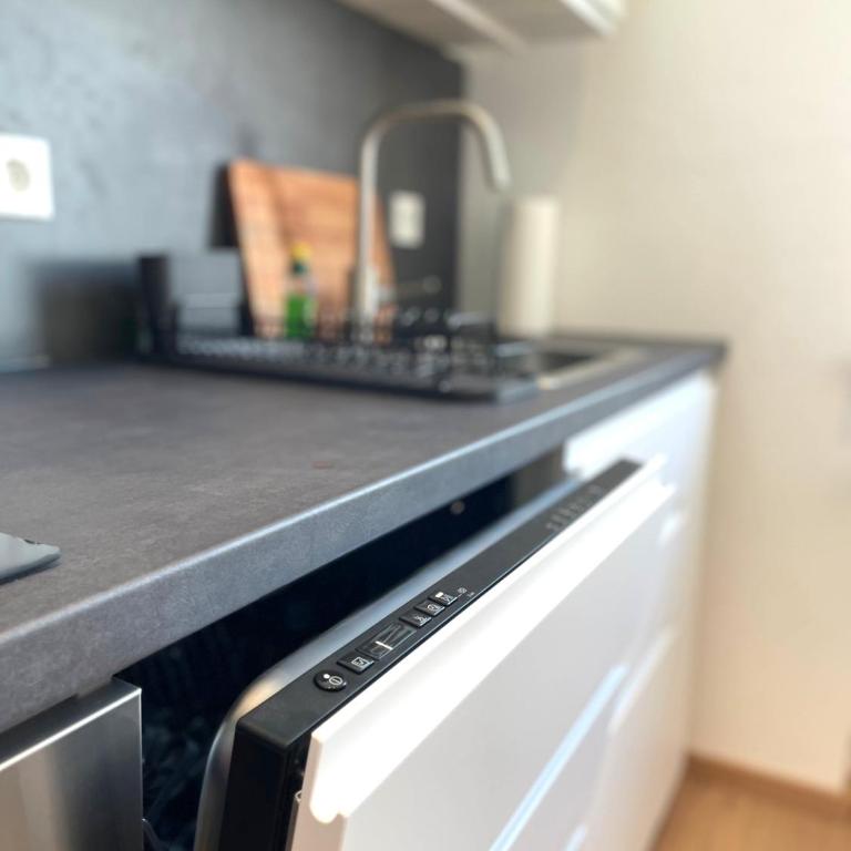 Kaza Guesthouse, centrally located 2 & 3 bedroom Apartments in Augsburg - Apartment mit 3 Schlafzimmern - 11