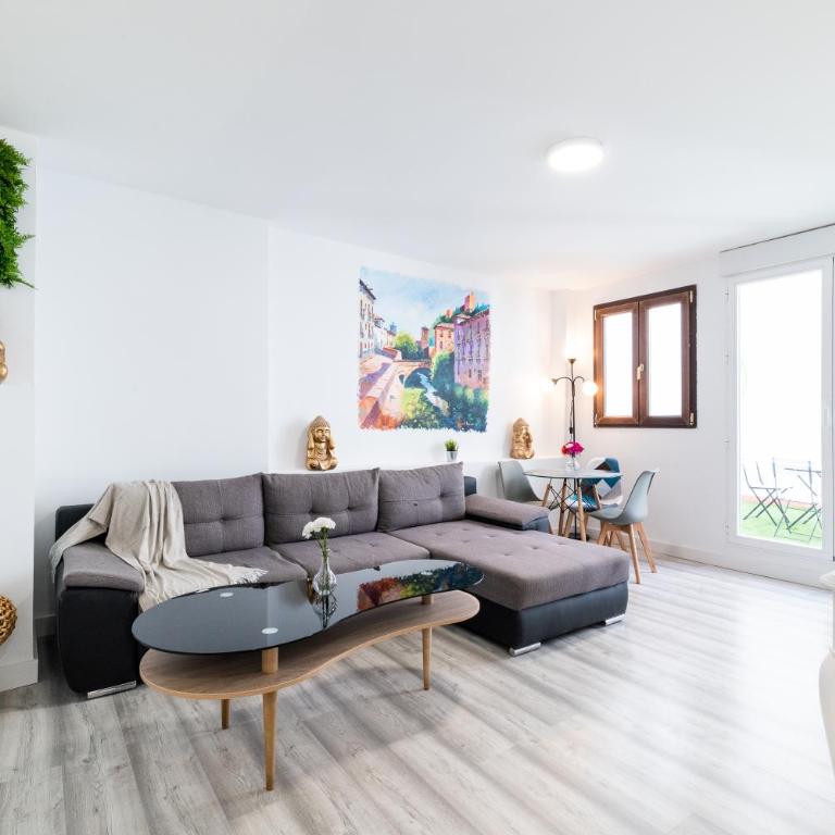 Reyes Albaicín - One-Bedroom Apartment - 9