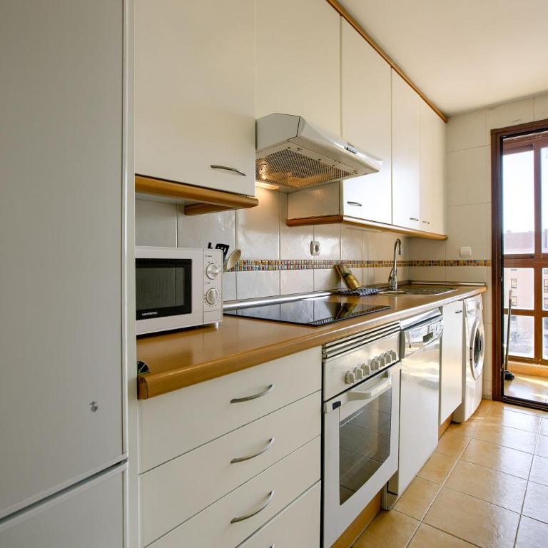 Charming Madrid Airport - Apartment - 7