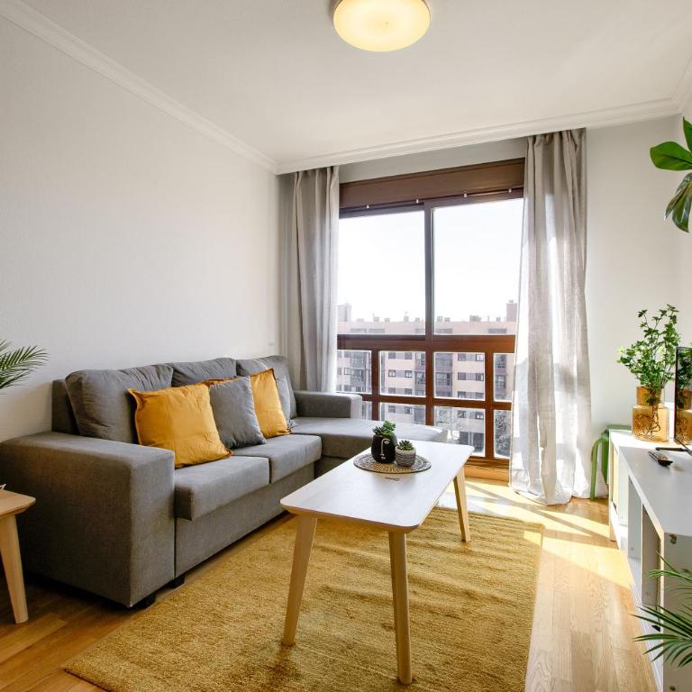 Charming Madrid Airport - Apartment - 1