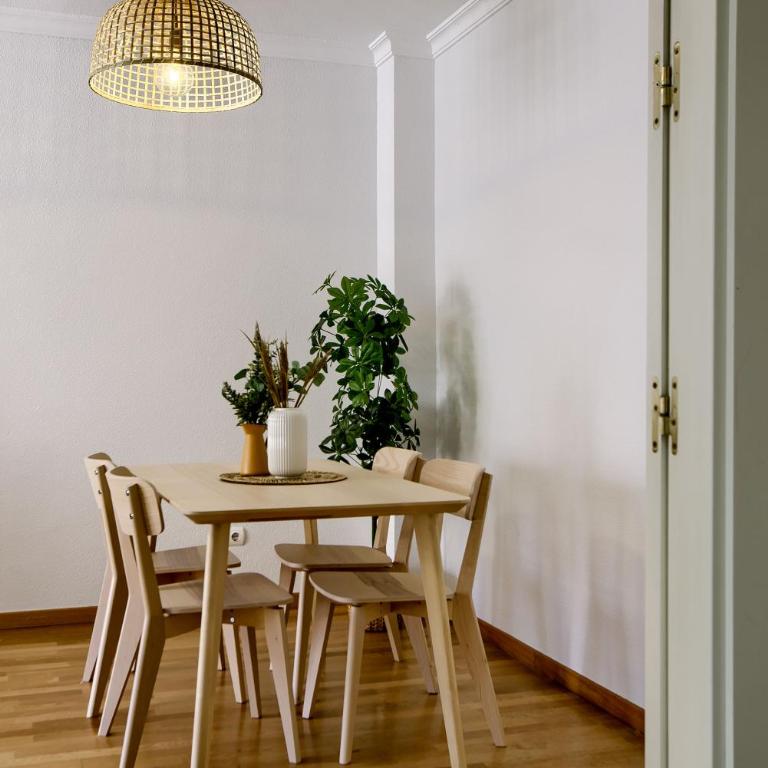 Charming Madrid Airport - Apartment - 5