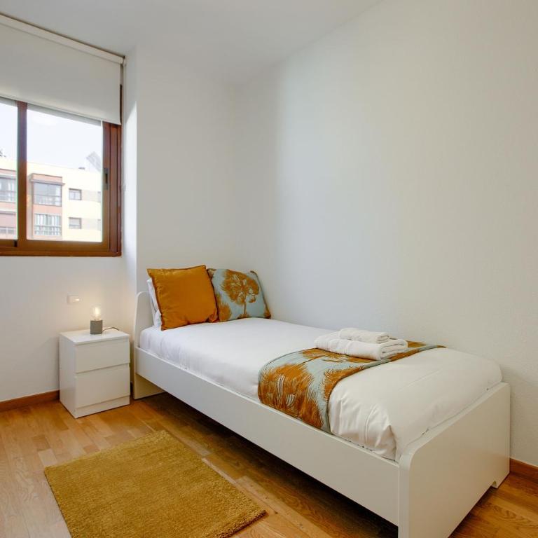 Charming Madrid Airport - Apartment - 8