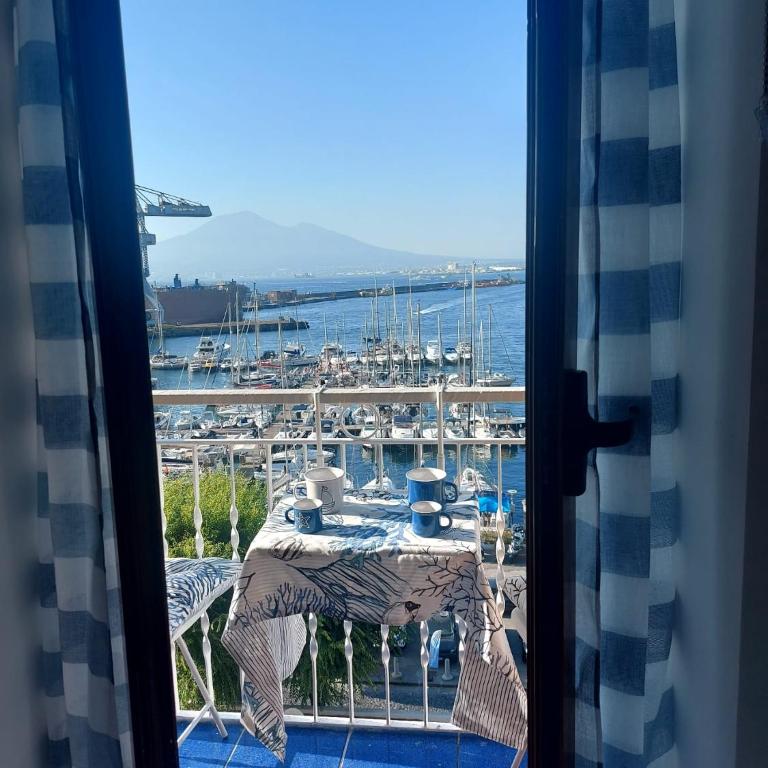 Coralinetiny - Camera King con Vista Mare - 4