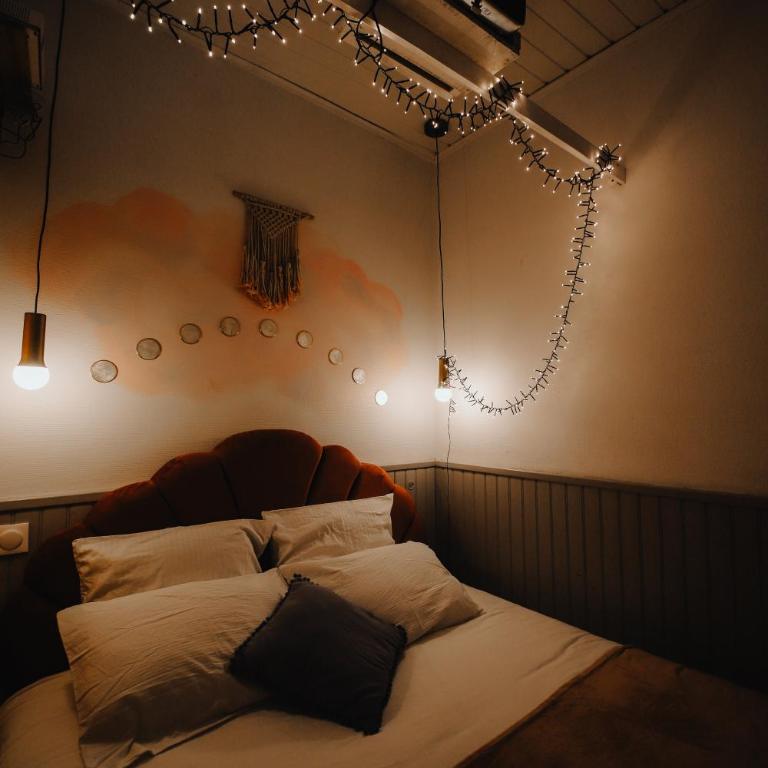 Coquillages et crustacés, vidéoprojecteur baignoire îlot chez Ivona Vacances - Appartement 1 Chambre - 32