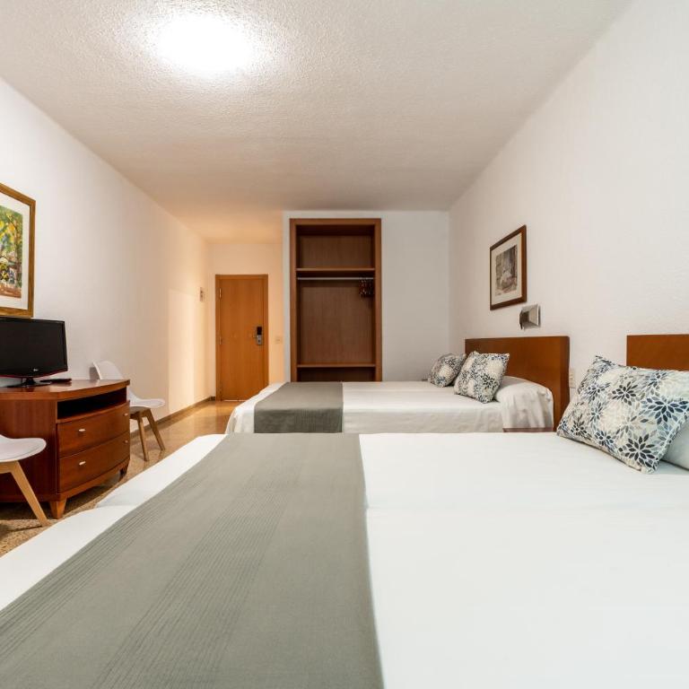 Hotel Ecoavenida - Standard Family Room - 1