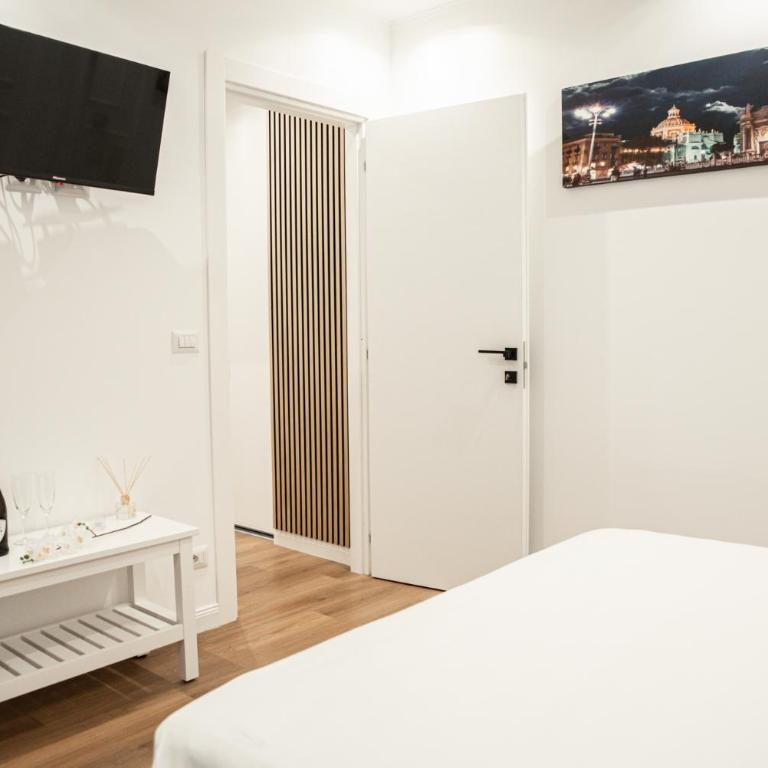 AGF Luxury Apartment - Two-Bedroom Apartment - 10