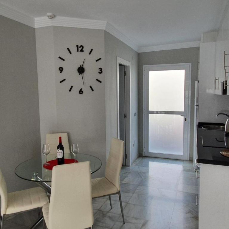 Nice Duplex Home, Marbella, See View, Hotel Resort - Two-Bedroom Apartment - 3