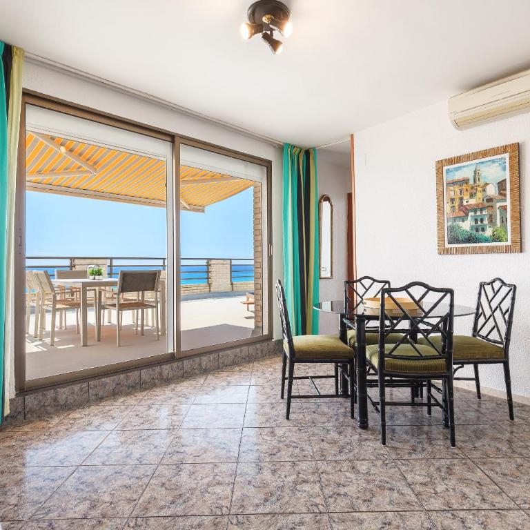 UHC CASPEL APARTMENTS - Penthouse Apartment - 7