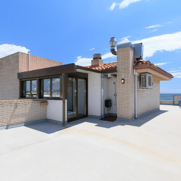 UHC CASPEL APARTMENTS - Penthouse Apartment - 23