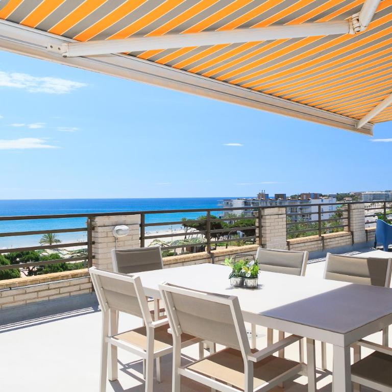 UHC CASPEL APARTMENTS - Penthouse Apartment - 2
