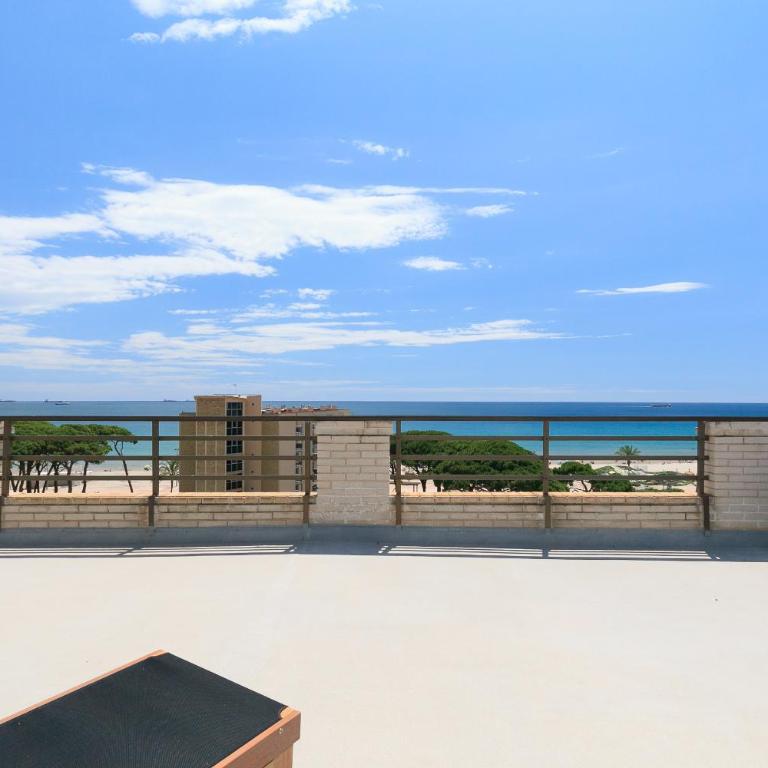 UHC CASPEL APARTMENTS - Penthouse Apartment - 6