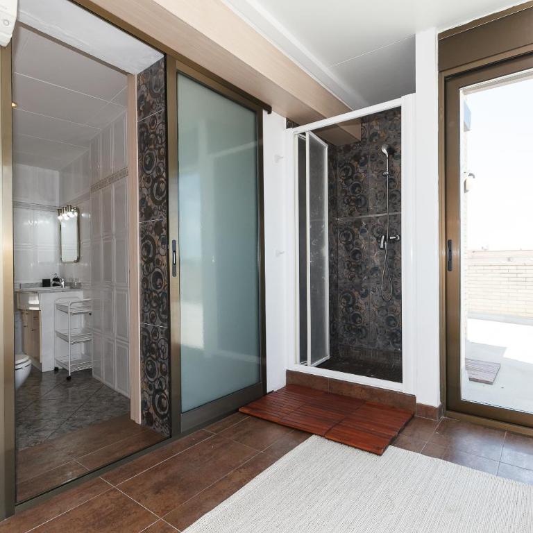UHC CASPEL APARTMENTS - Penthouse Apartment - 18