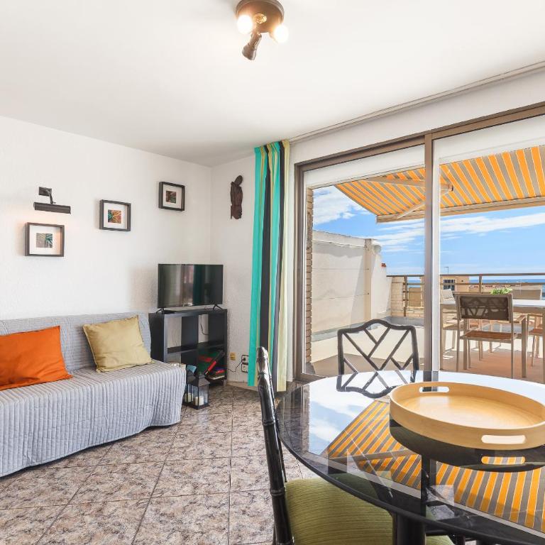 UHC CASPEL APARTMENTS - Penthouse Apartment - 8