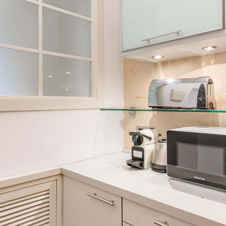 Heima Wonderful Loft in the Historic City Center - Apartamento de 1 dormitorio - 22