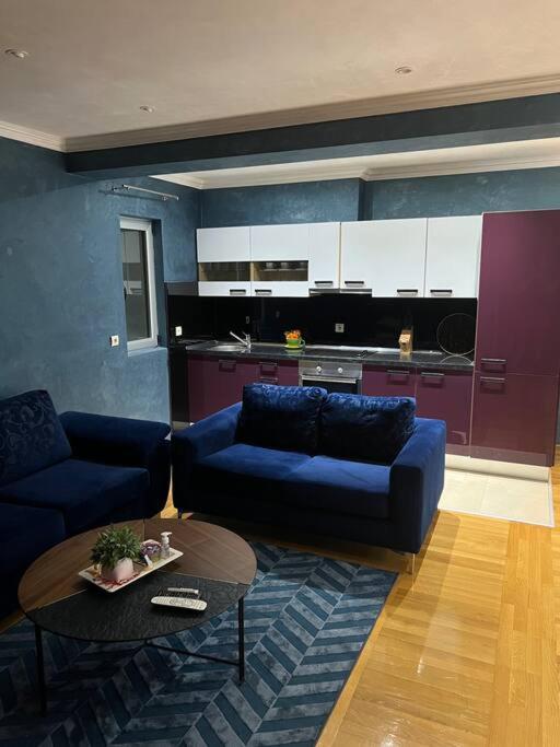 Flat in Budva - One-Bedroom Apartment - 14