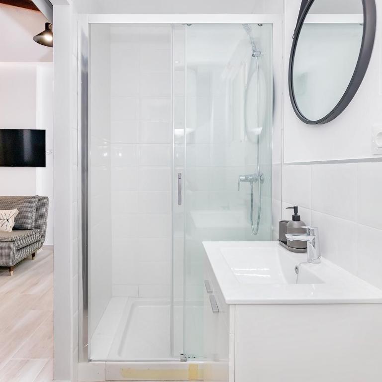 Exclusive Comedia Apartments - Apartamento Superior - 12