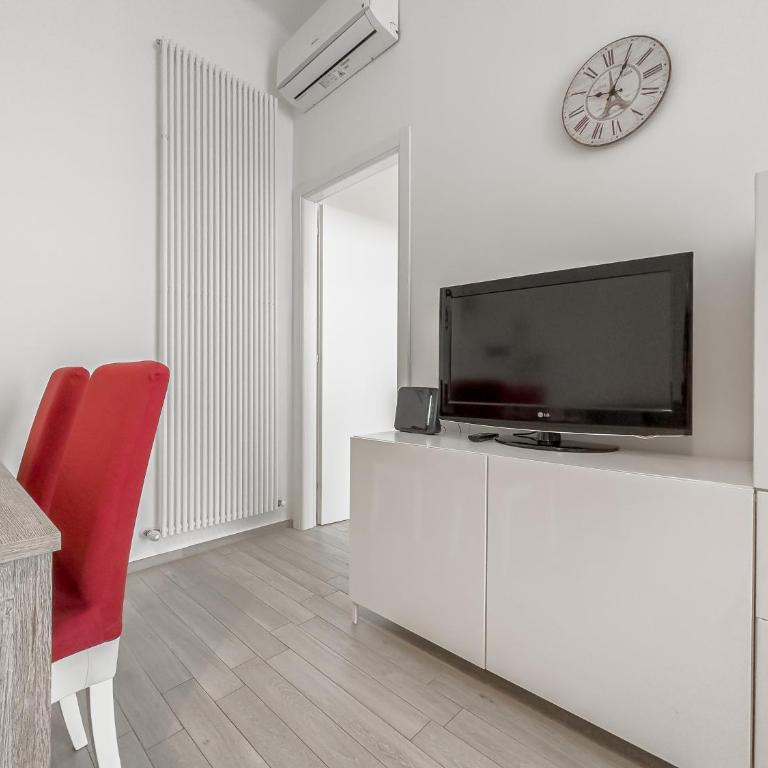 Realkasa Mura del Borgo di San Pietro - Appartamento con 2 Camere da Letto - 10