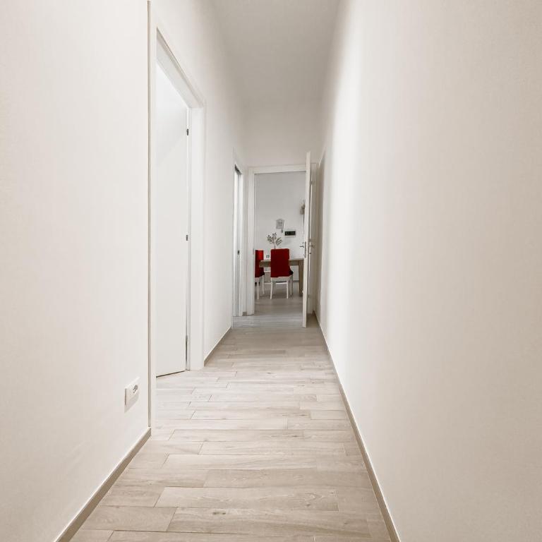 Realkasa Mura del Borgo di San Pietro - Appartamento con 2 Camere da Letto - 13