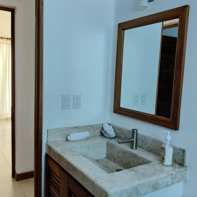 Apartment Tortugas - rooms with AC and great pool at 5 min from Carrizalillo beach and Benito Juarez Bulevard - Apartamento de 2 dormitorios - 13