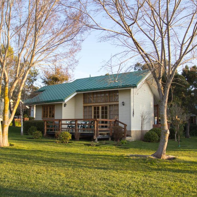 Hotel y Cabañas Huallilemu Sur - Caja Los Andes - Casa de campo - 2