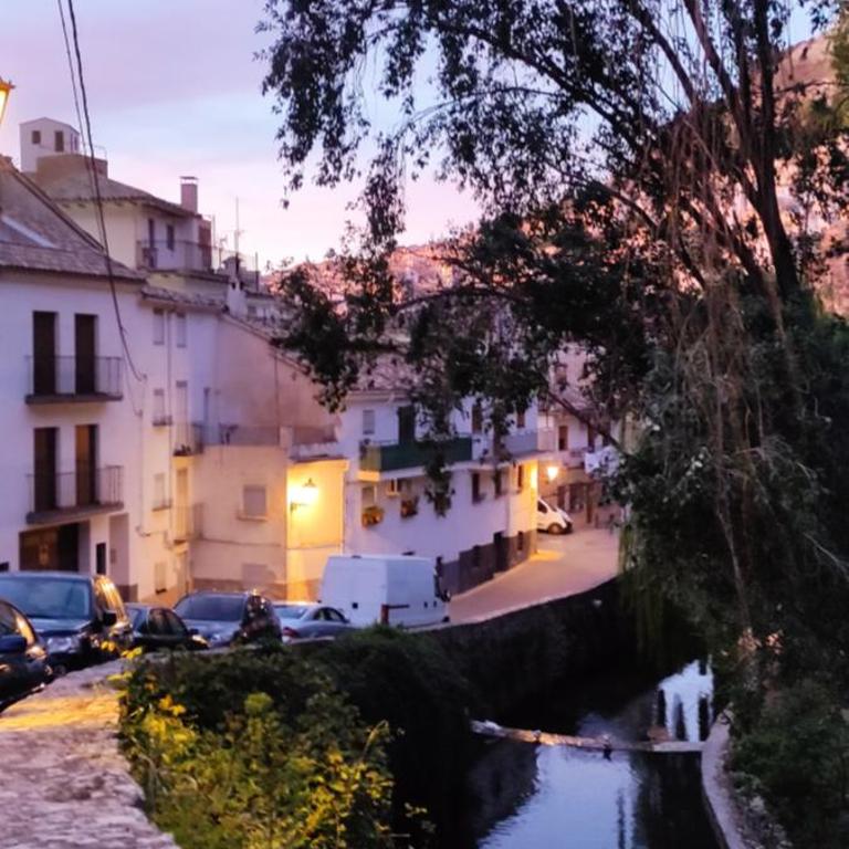 ALOJAMIENTO YOLANDA CAZORLA - Two-Bedroom House - 67