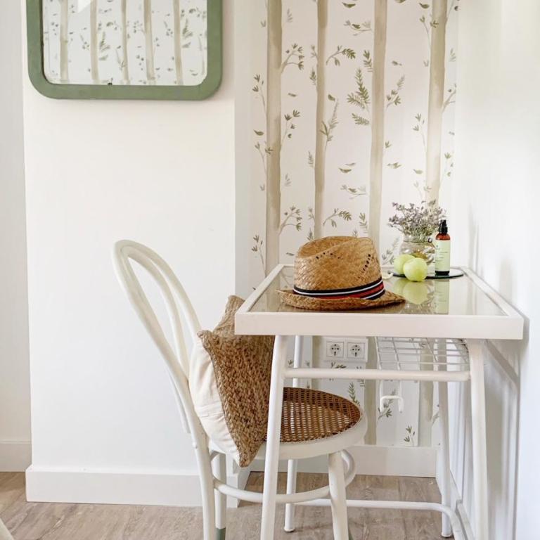 Syvyle - Three-Bedroom House - 26