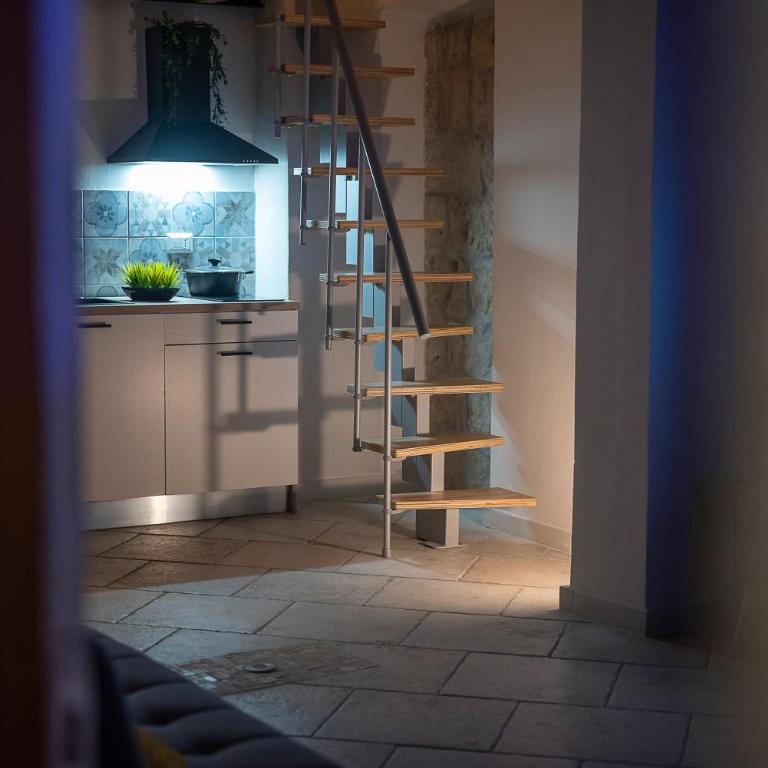 Asmara exclusive "Loft industrial" - Appartamentino su 2 Livelli - 36