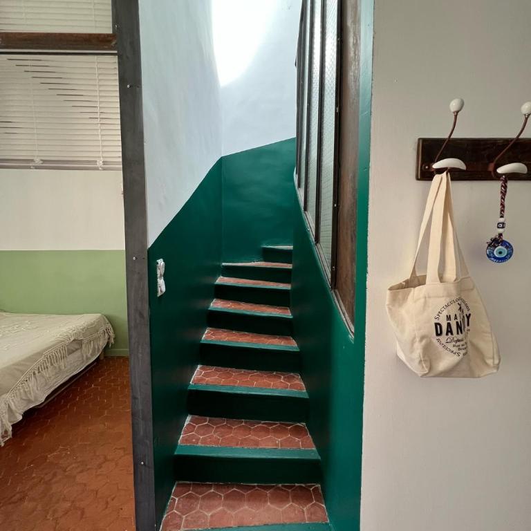 Magnifique Duplex proche cours Julien - Two-Bedroom Apartment - 8
