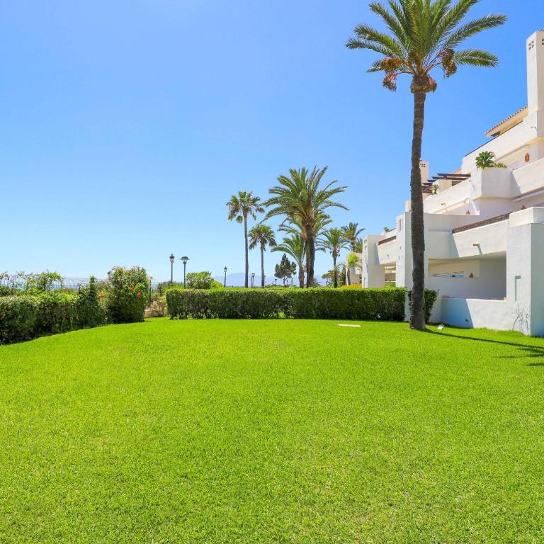 Frontline beach ground floor apartment - Los Monteros Palm Beach - Apartment with Sea View - 13