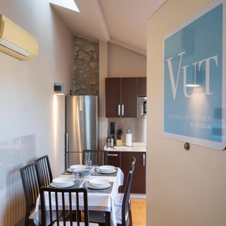 Apartamentos Calle Mayor 23 Llanes - Two-Bedroom Apartment with Harbor View - 2