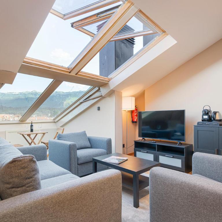 Apartamentos Calle Mayor 23 Llanes - Two-Bedroom Apartment with Harbor View - 4
