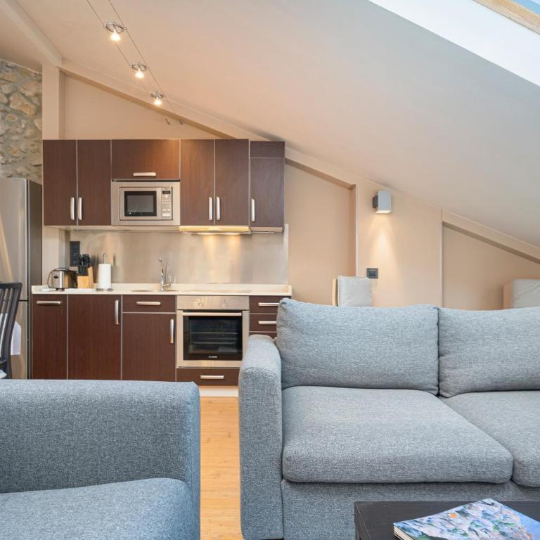 Apartamentos Calle Mayor 23 Llanes - Two-Bedroom Apartment with Harbor View - 9