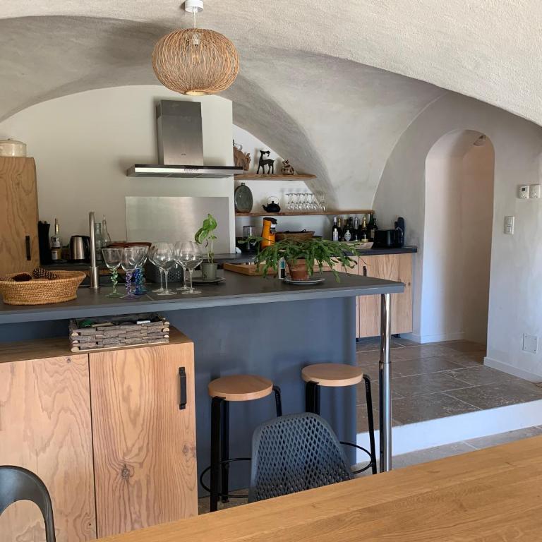 Ancienne ferme rénovée 8 pers, calme, confort, vue montagne et jardin - Maison de Vacances - 8