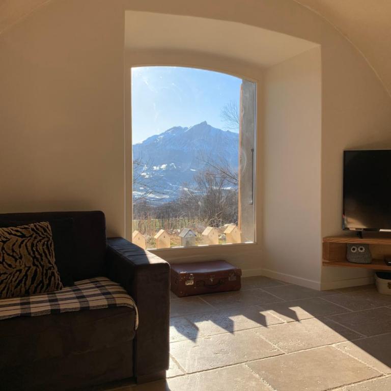 Ancienne ferme rénovée 8 pers, calme, confort, vue montagne et jardin - Maison de Vacances - 26