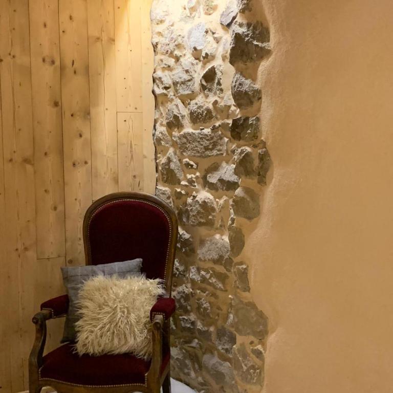 Ancienne ferme rénovée 8 pers, calme, confort, vue montagne et jardin - Maison de Vacances - 29