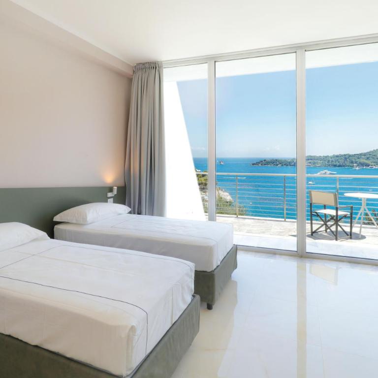 Cristallo Park Hotel - Habitación Doble Deluxe con balcón y vistas al mar - 1
