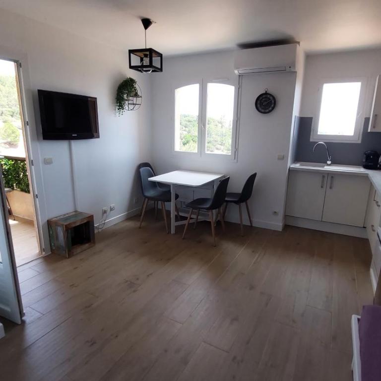 Appartement BELLEVUE LES ISSAMBRES - Appartement 2 Chambres - 6