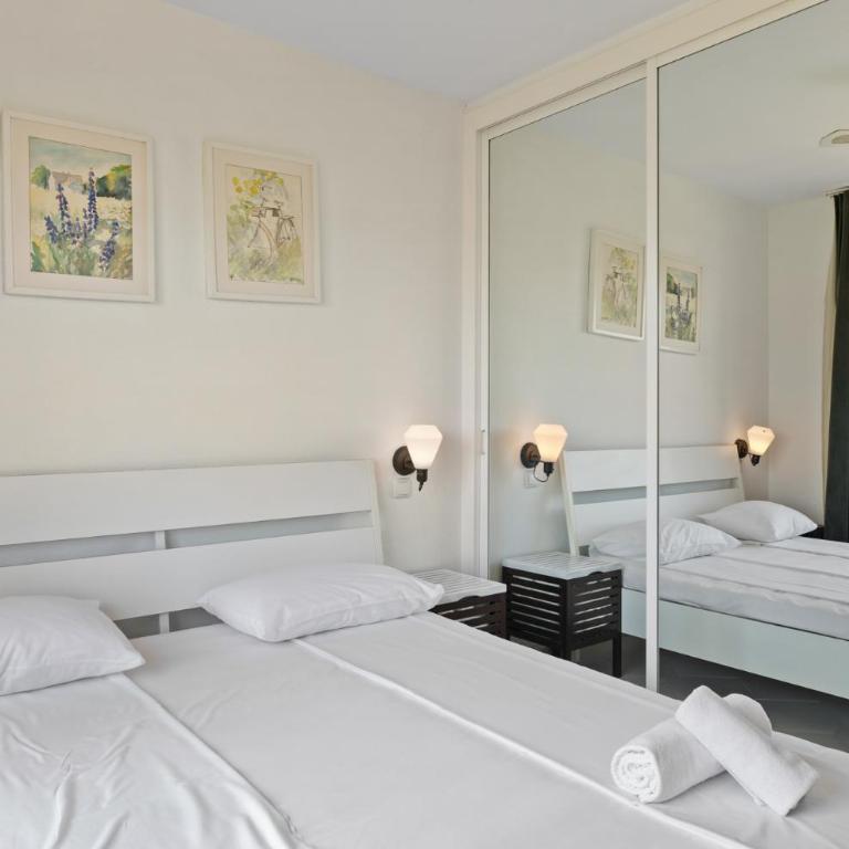 Garden Pool apt in Mijas by Costarentals - Ref 209 - Two-Bedroom Apartment - 11
