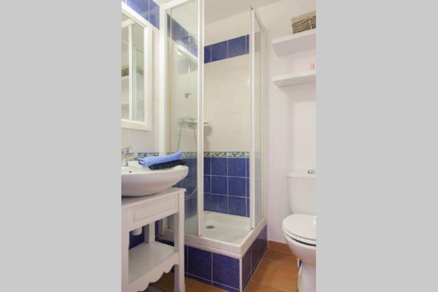 2-Bedroom Apartment Steps from Débarquement Beach with Pool - Maison 2 Chambres - 9