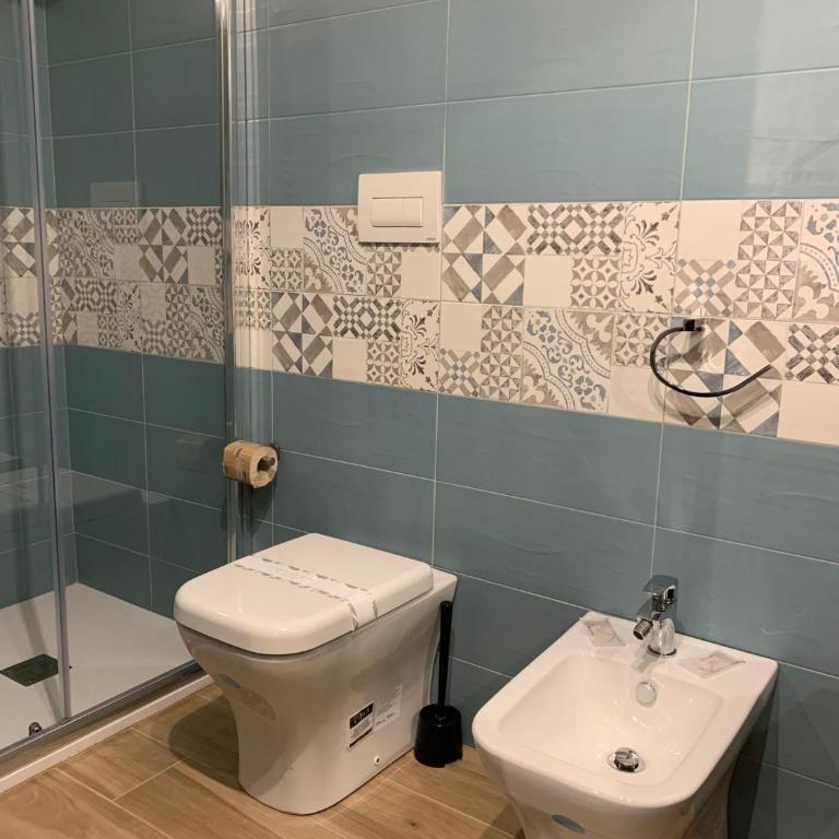 Enjoy Tropea Accomodation - Double Room with Private Bathroom - 4