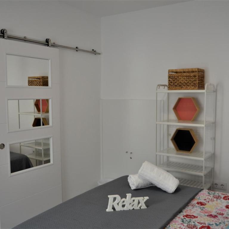 Espectacular piso en la misma plaza del Mentidero. - Apartamento de 3 dormitorios - 15