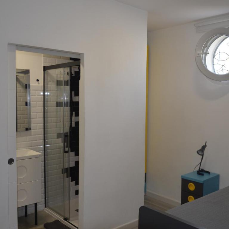 Espectacular piso en la misma plaza del Mentidero. - Apartamento de 3 dormitorios - 26