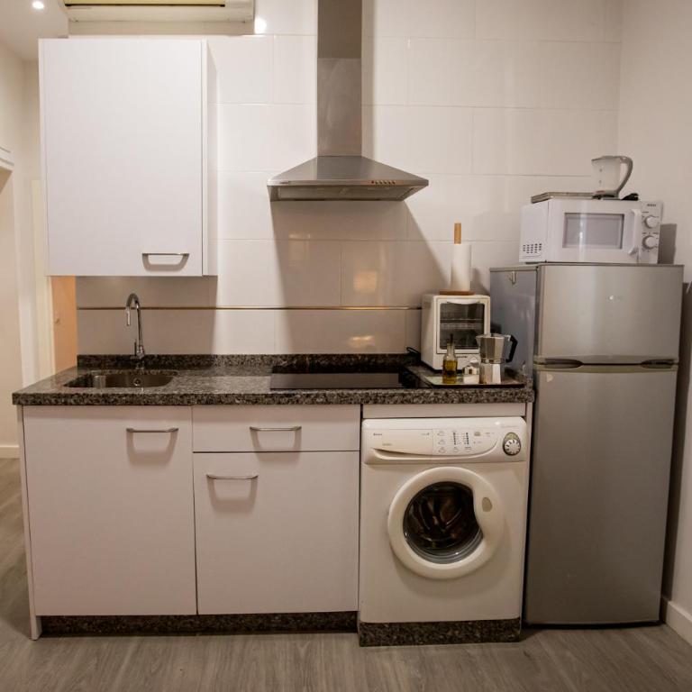 Apartamentos Doña Concha - One-Bedroom Apartment in ground floor with with access to a shared terrace - 18
