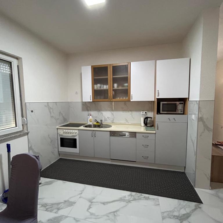 Vila Kasindol - Apartman - Prizemlje - 9