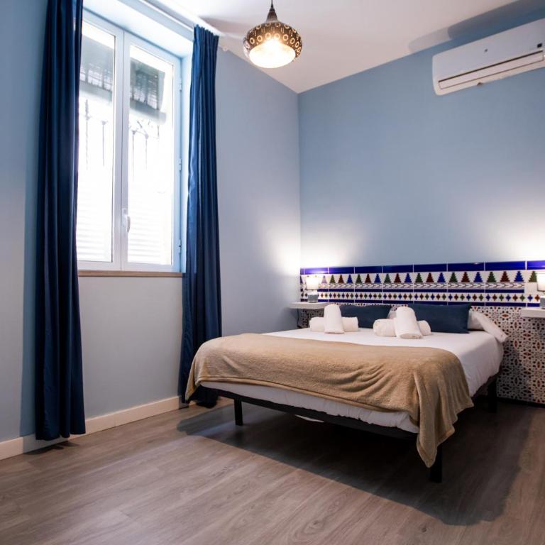 Apartamentos Doña Concha - Two-Bedroom Apartment with two bathrooms in ground floor, with access to a shared terrace - 12