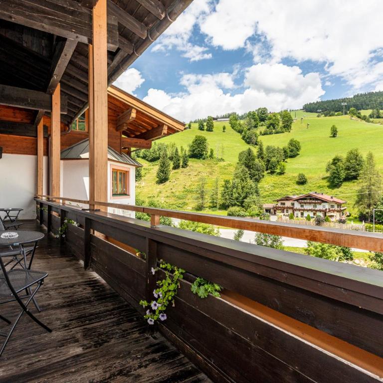 Hotel Unser Unterberg - Dreibettzimmer mit Balkon - 5